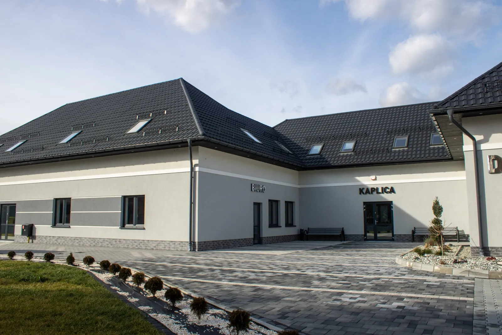 Dom Pogrzebowy Biernat w Paczkowie — budynek — zdjęcie 3